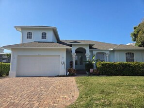 Exterior - Closest Home to South Beach on Marco Island (Marco Island)