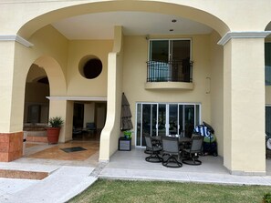Exterior detail - Beautiful villa a few steps from the sea (Puerto Vallarta)
