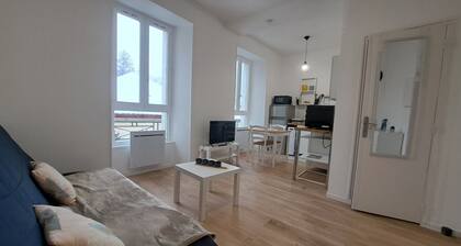 Studio „Möbliert gegenüber den Thermen“ mit WLAN