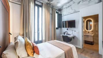 Comfort-Studio, 1 großes Einzelbett | Schreibtisch, laptopgeeigneter Arbeitsplatz, kostenloses WLAN