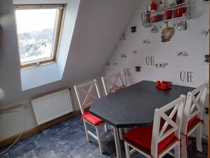 Dining - Apartment '2 - 4 Personen' with Mountain View, Shared Terrace and Wi-Fi (Muldenhammer)