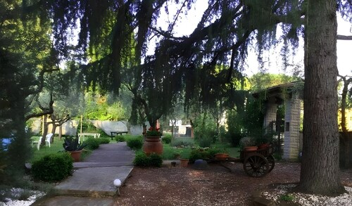 Villa 'La Kasà' with Private Pool, Wi-Fi, and Air Conditioning