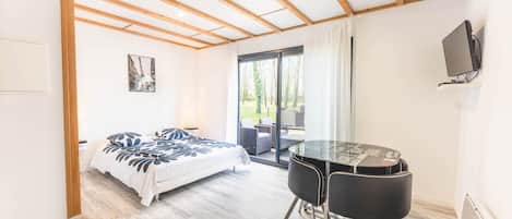 1 soverom, strykejern/-brett, reiseseng for barn og wi-fi (inkludert)