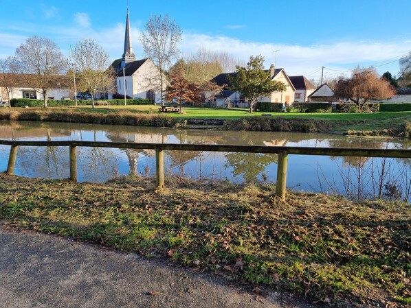 Property grounds - Charming longère in the heart of the Loiret near the Orléans canal and its large garden (Chailly-en-Gâtinais)