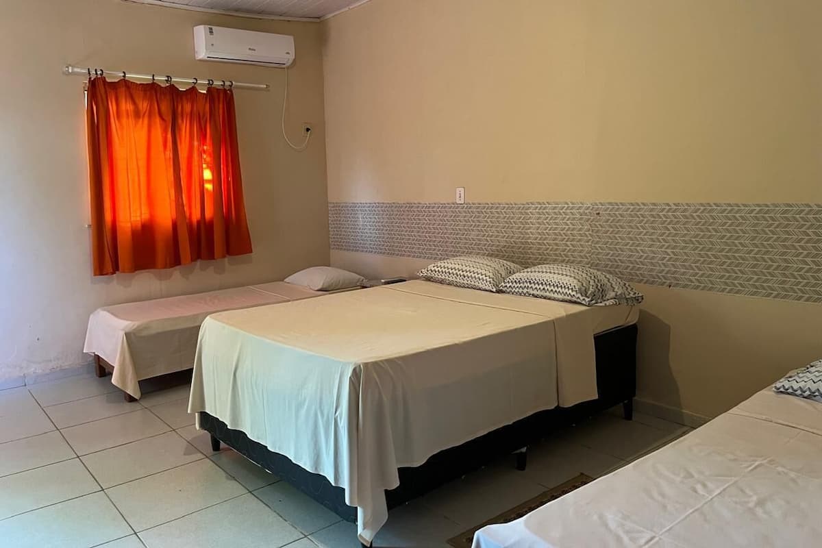 Kamar Keluarga | Wi-Fi gratis dan seprai linen