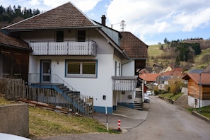 Exterior - Charming Apartment Neuenweg - Hirsch (Kleines Wiesental)