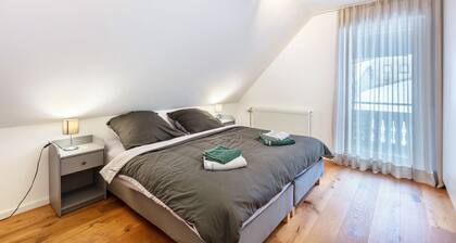 Charmant appartement de vacances Ă Neuenweg avec vue sur le Belchen et deux balcons