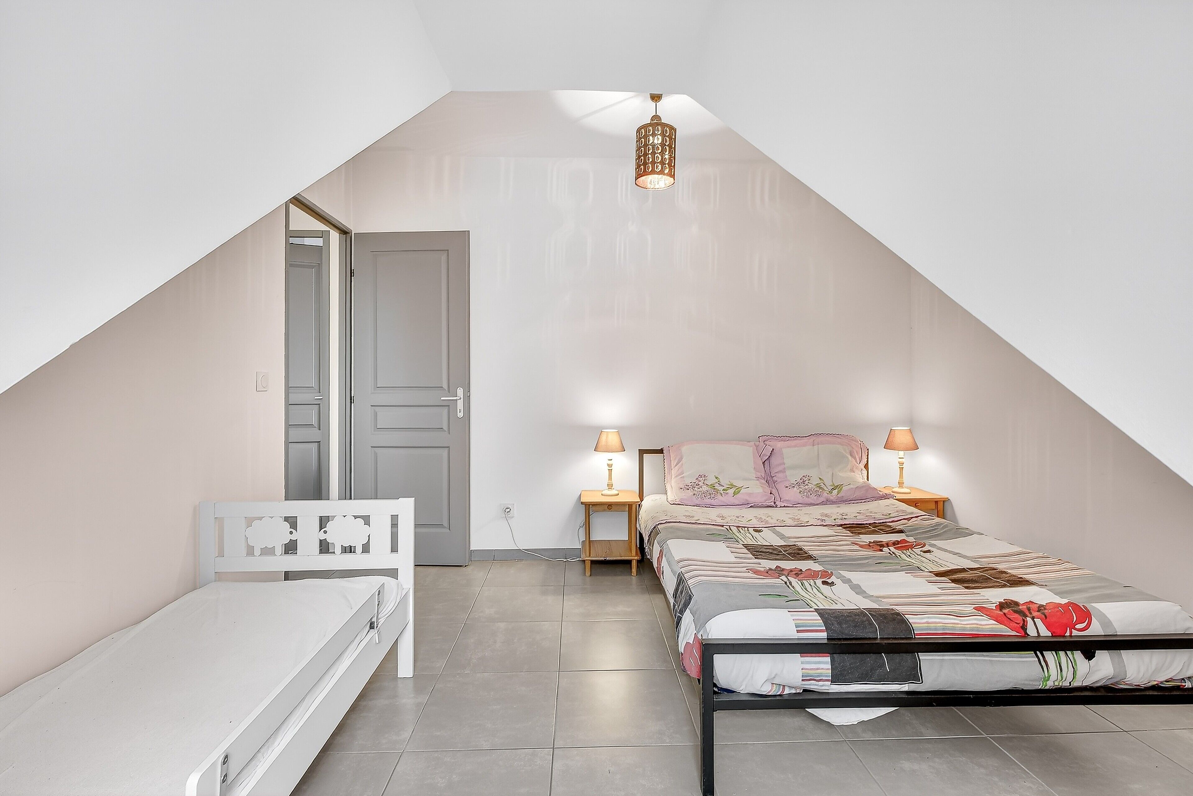 Bügeleisen/Bügelbrett, WLAN