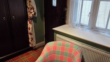 Espace de travail pour ordinateur portable, fer et planche à repasser