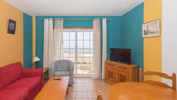 Huoneisto, parveke, näköala puutarhaan | Oleskelualue