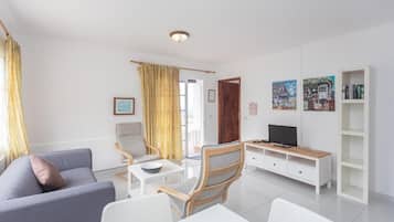 Villa, patio, vue mer | Coin séjour