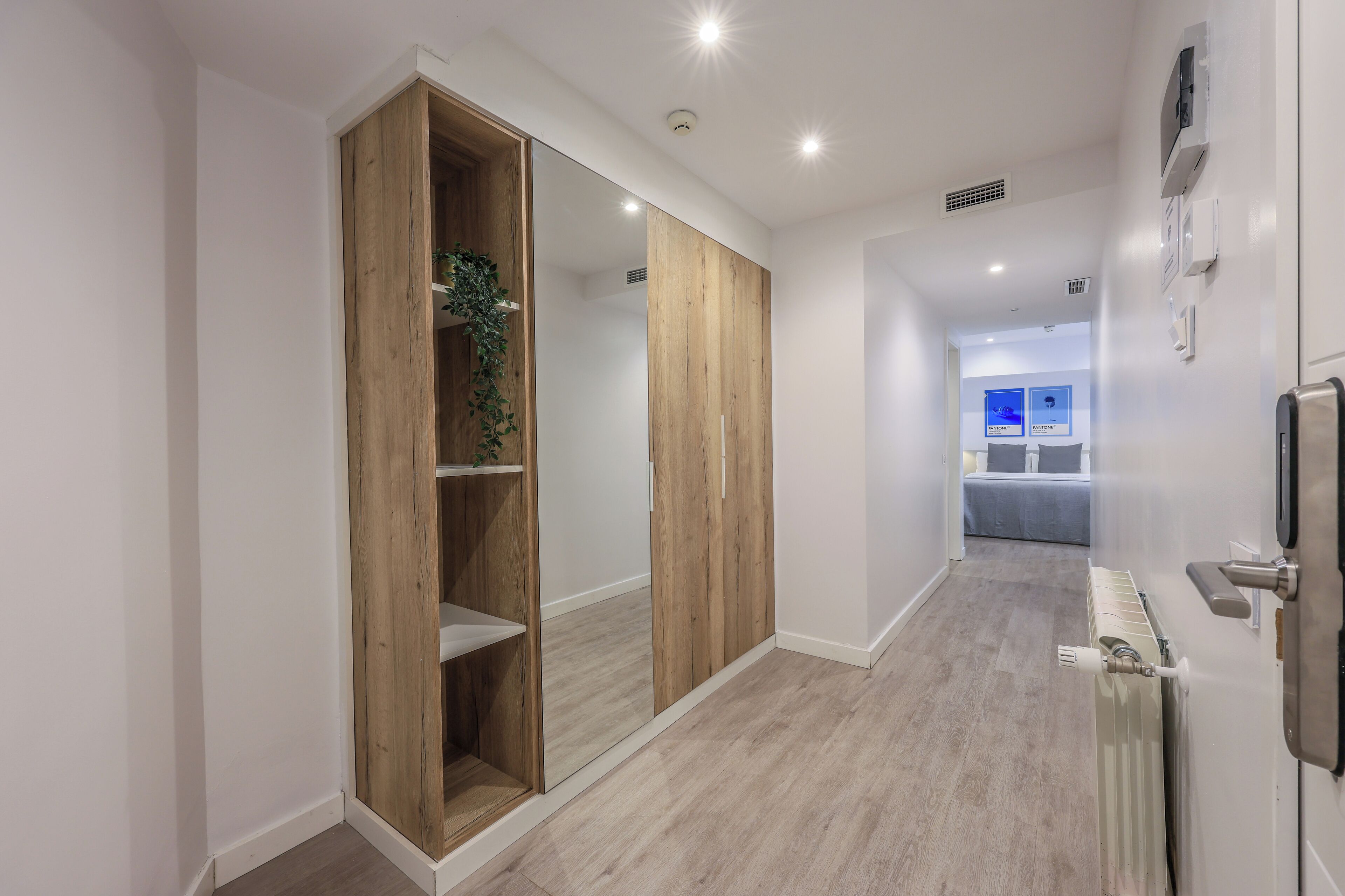 Kahden hengen comfort-huone, oma kylpyhuone