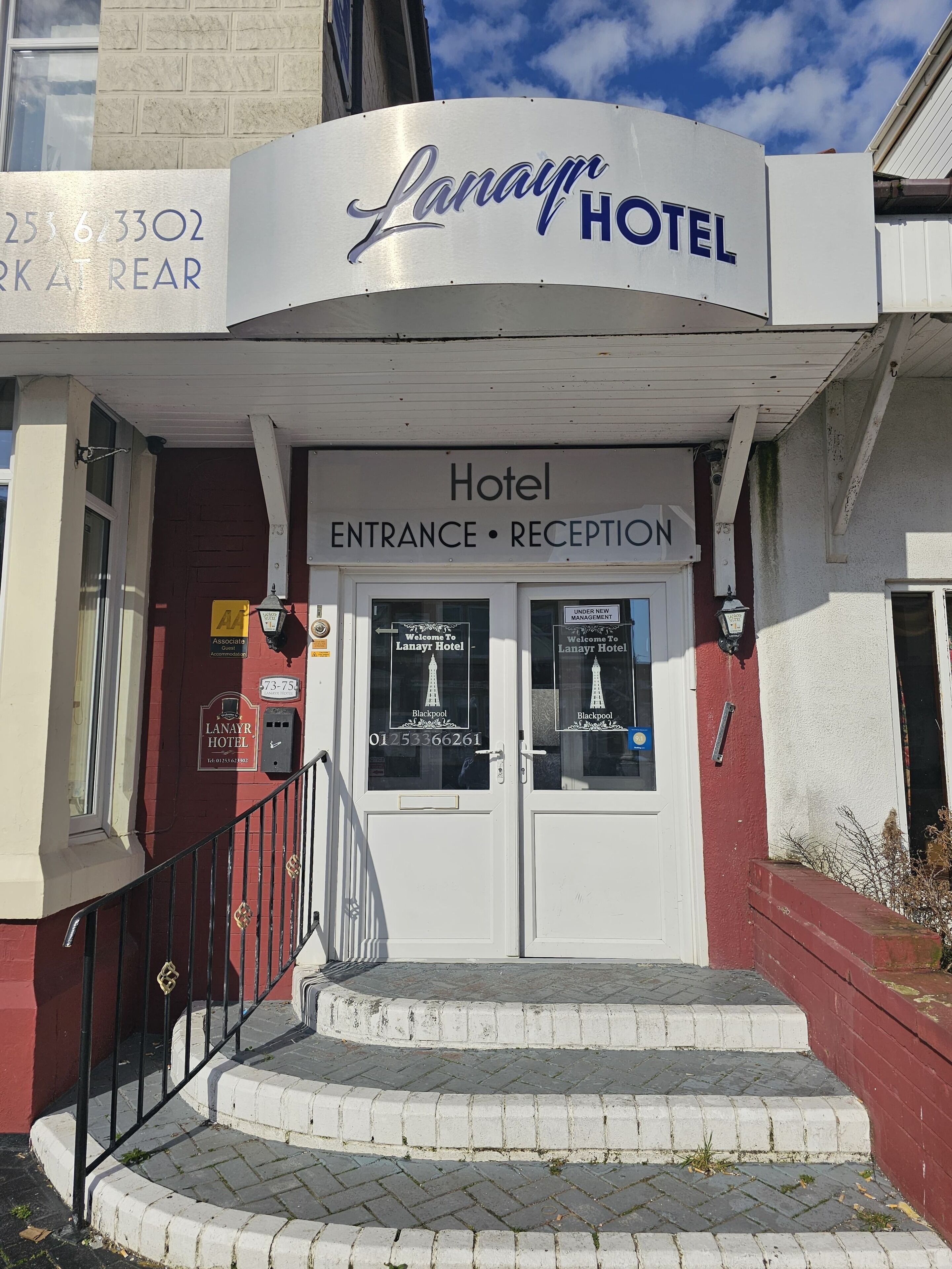 Overnatningsstedets facade