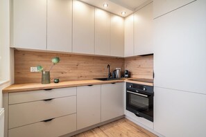 Comfort Apartment, Balcony, City View | Private kitchen - Apartament Grace Q4 Apartments (Gdynia)