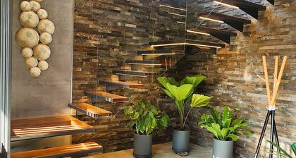 Casa La Parra by Wynwood House