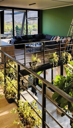 Deluxe House | Interior - Casa La Parra by Wynwood House (Salas)