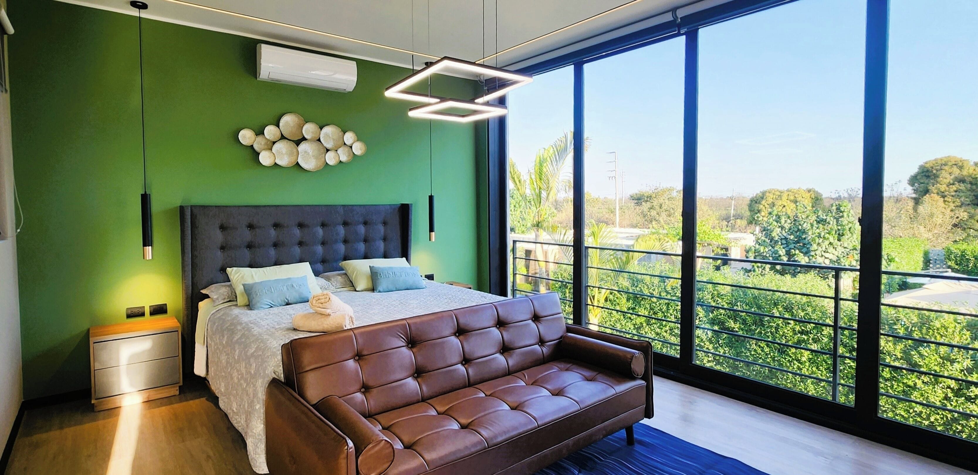 Rumah Deluks | Setrika/meja setrika, Wi-Fi gratis, dan seprai linen