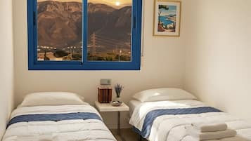 2 Schlafzimmer, BĂŒgeleisen/BĂŒgelbrett, WLAN, BettwĂ€sche