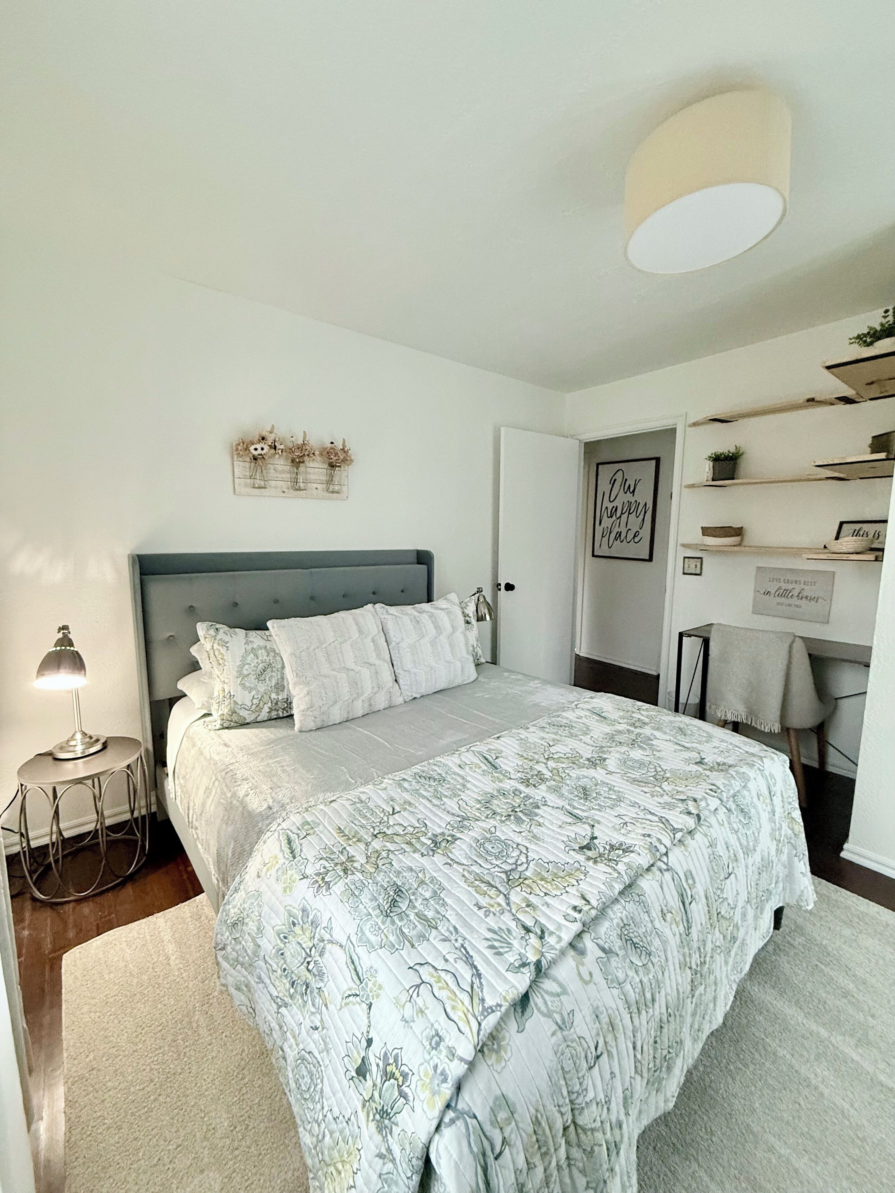 2 bedrooms, desk, free WiFi, bed sheets