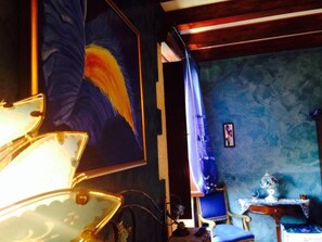 Classic Double Room, Balcony, City View | Interior