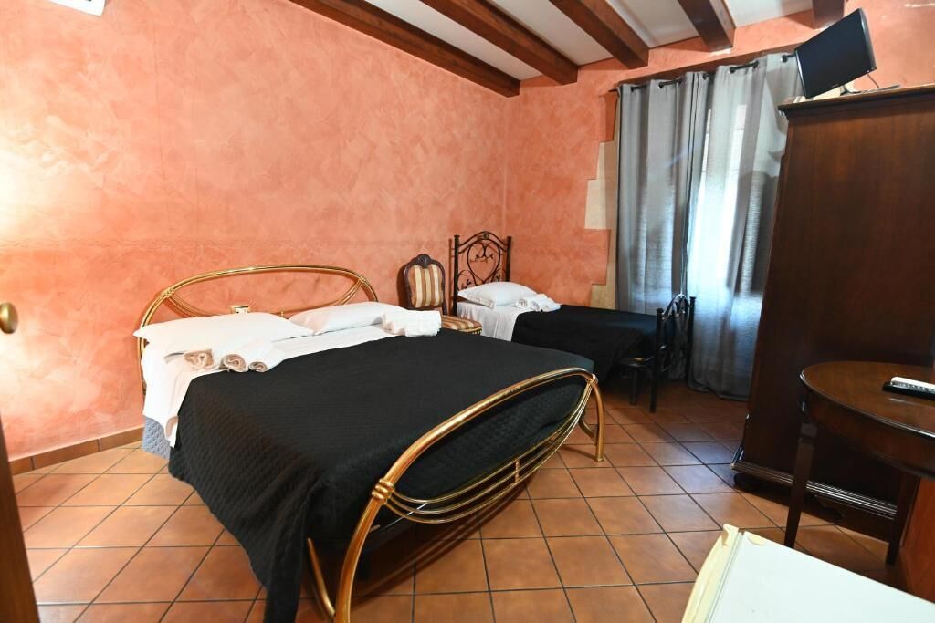 Triple Room, Balcony, City View | Free WiFi