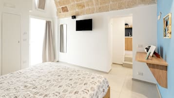 Strykjärn/strykbräda och sängkläder