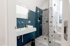 Dusch, bidé och handdukar