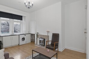 Apartment, 2 Bedrooms | Interior - Prime City Centre Apartment 2BR (Edinburgh)