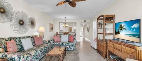 Leilighet, 1 kingsize-seng med sovesofa (Bahia Vista 363) | Oppholdsområde