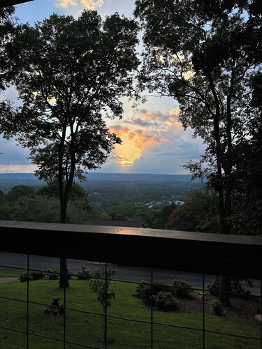 The VIEW !! Beautiful house on Big Ridge with spectacular view from front porch!