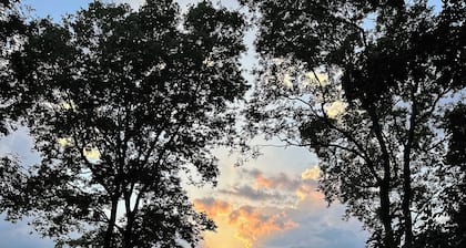 The VIEW !! Beautiful house on Big Ridge with spectacular view from front porch!