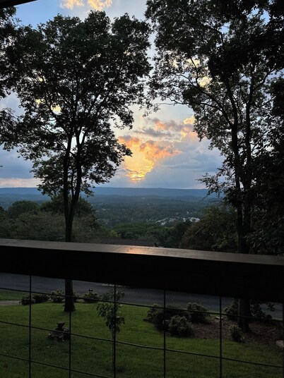 The VIEW !! Beautiful house on Big Ridge with spectacular view from front porch!