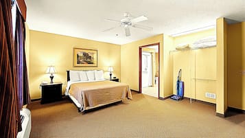 Basic Condo, Roll-in Shower, Kitchen | Iron/ironing board, free WiFi