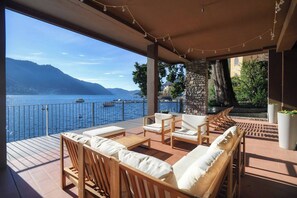 Terrace/patio - Villa Fisogni - App. 1 "Norma" (Moltrasio)