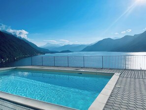 Pool - Residence degli Oleandri - APP. A1 (Argegno)