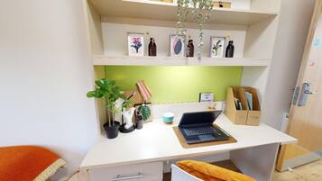 Studio, Non Smoking | Blackout curtains, free WiFi