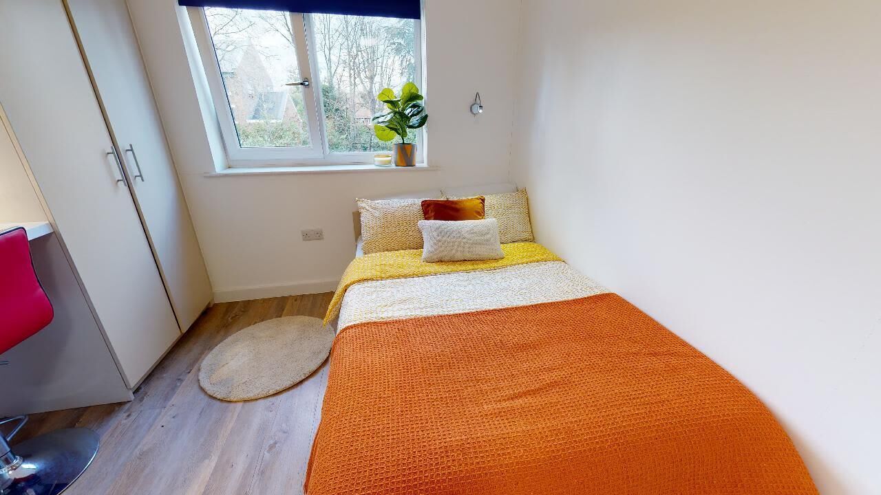 Blackout curtains, iron/ironing board, free WiFi