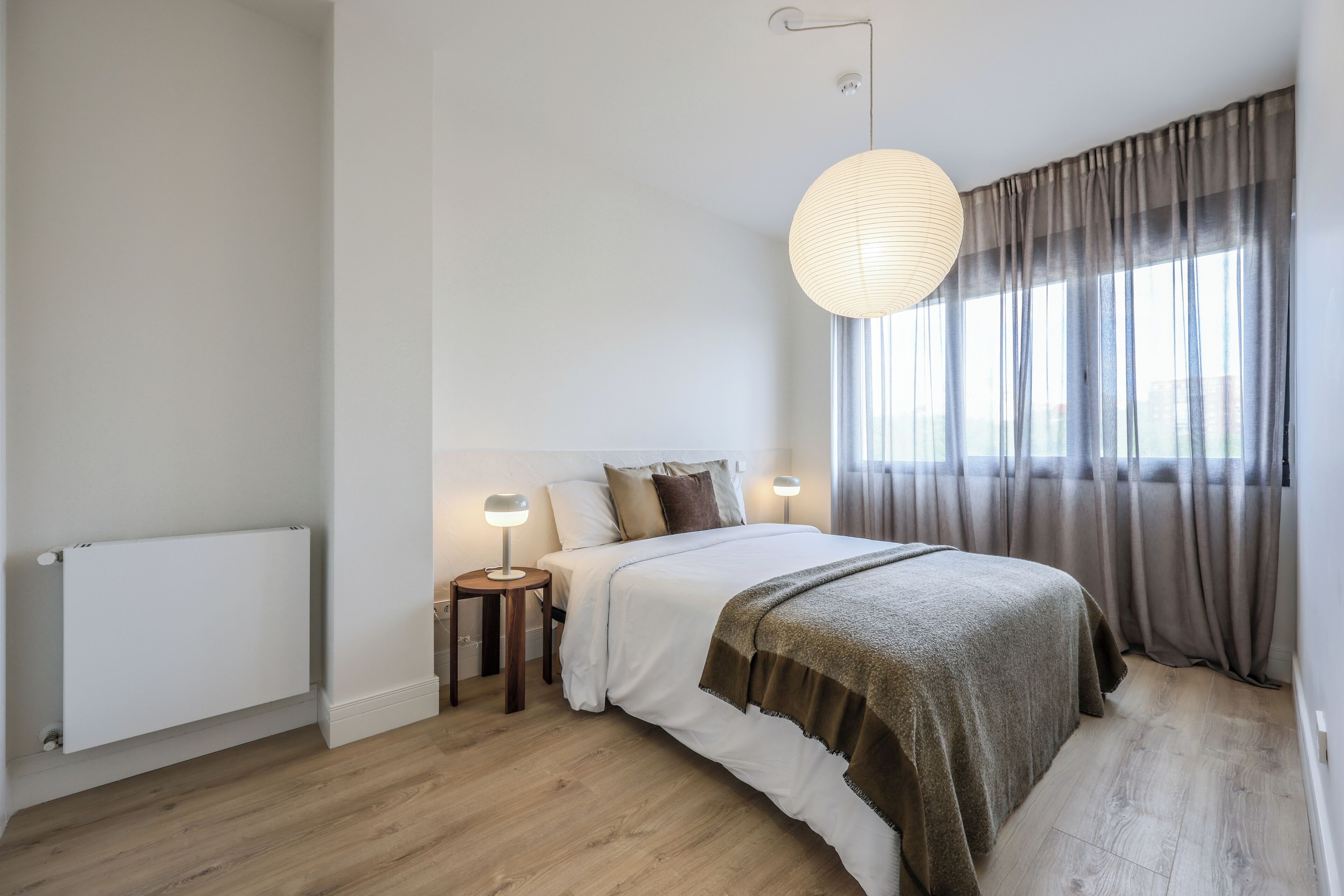 Departamento Deluxe | Escritorio, espacio para trabajar con laptop y wifi gratis 