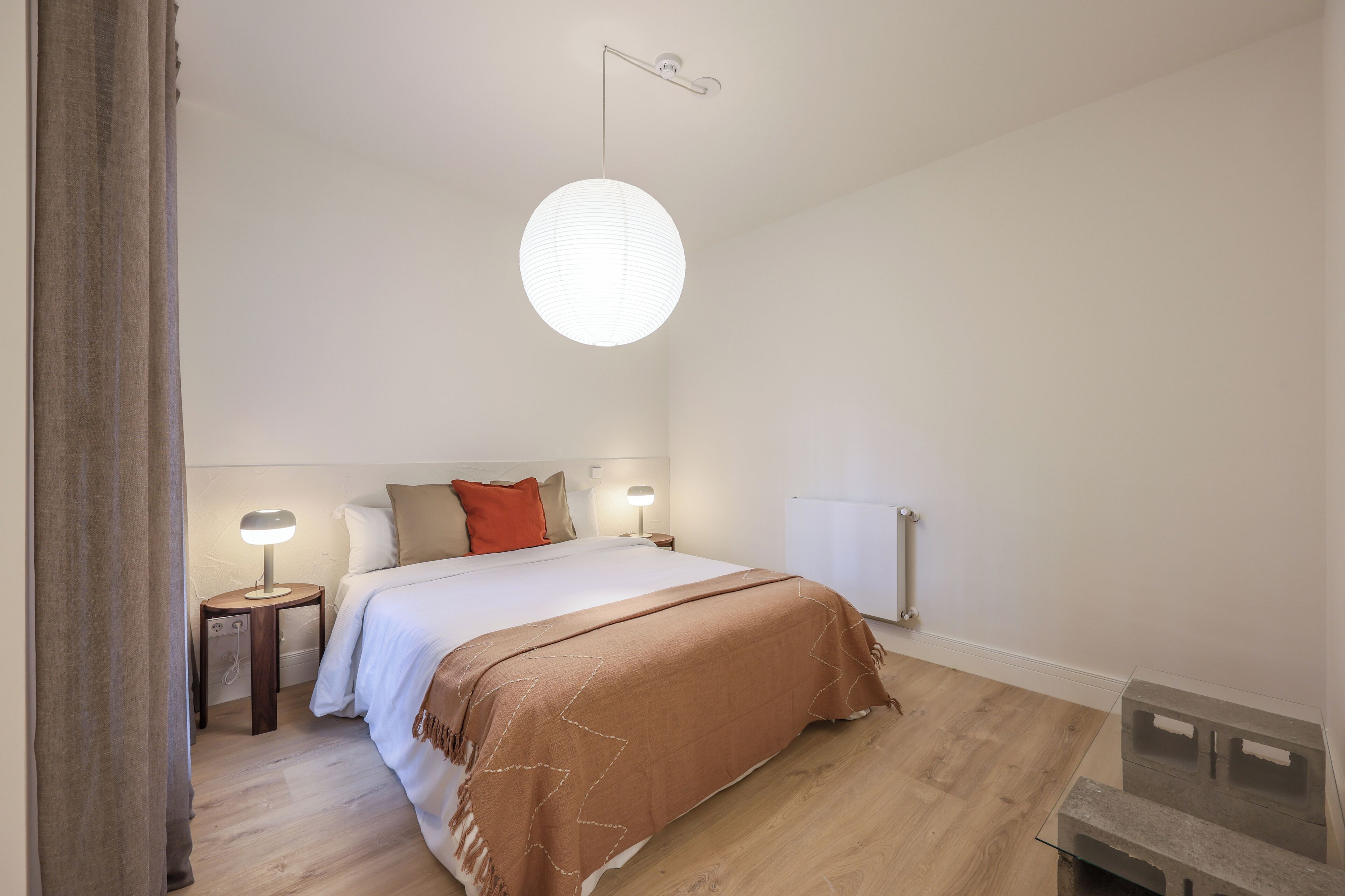 Departamento clásico | Escritorio, espacio para trabajar con laptop y wifi gratis 