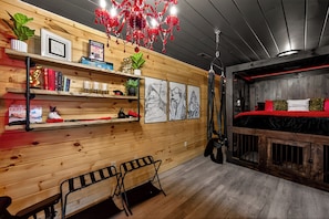 2 bedrooms, free WiFi, bed sheets - NEW! Fifty Shades Themed-Honeymoon Cabin (Gatlinburg)