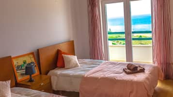 3 Schlafzimmer, Bügeleisen/Bügelbrett, WLAN, Bettwäsche