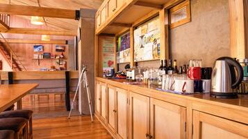 Bar (en la propiedad)