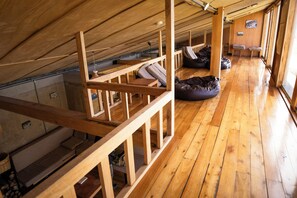 Interior - PUNANTI REFUGIO DE MONATAÑA (Olmedo)