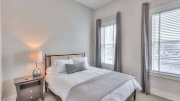 2 soverom, strykejern/-brett, wi-fi og sengetøy