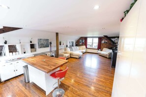 Interior - Luxury Holiday Gateway in a Popular Trendy hotspot (Merseyside)