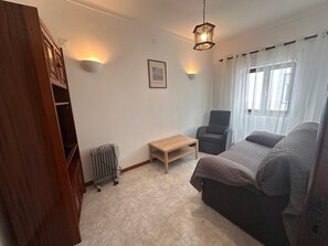 TV - Al-Gharb House - Sea View (Albufeira)