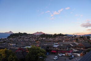 Miscellaneous - Stay at the Beicheng View Resort Hotel (Lijiang City)