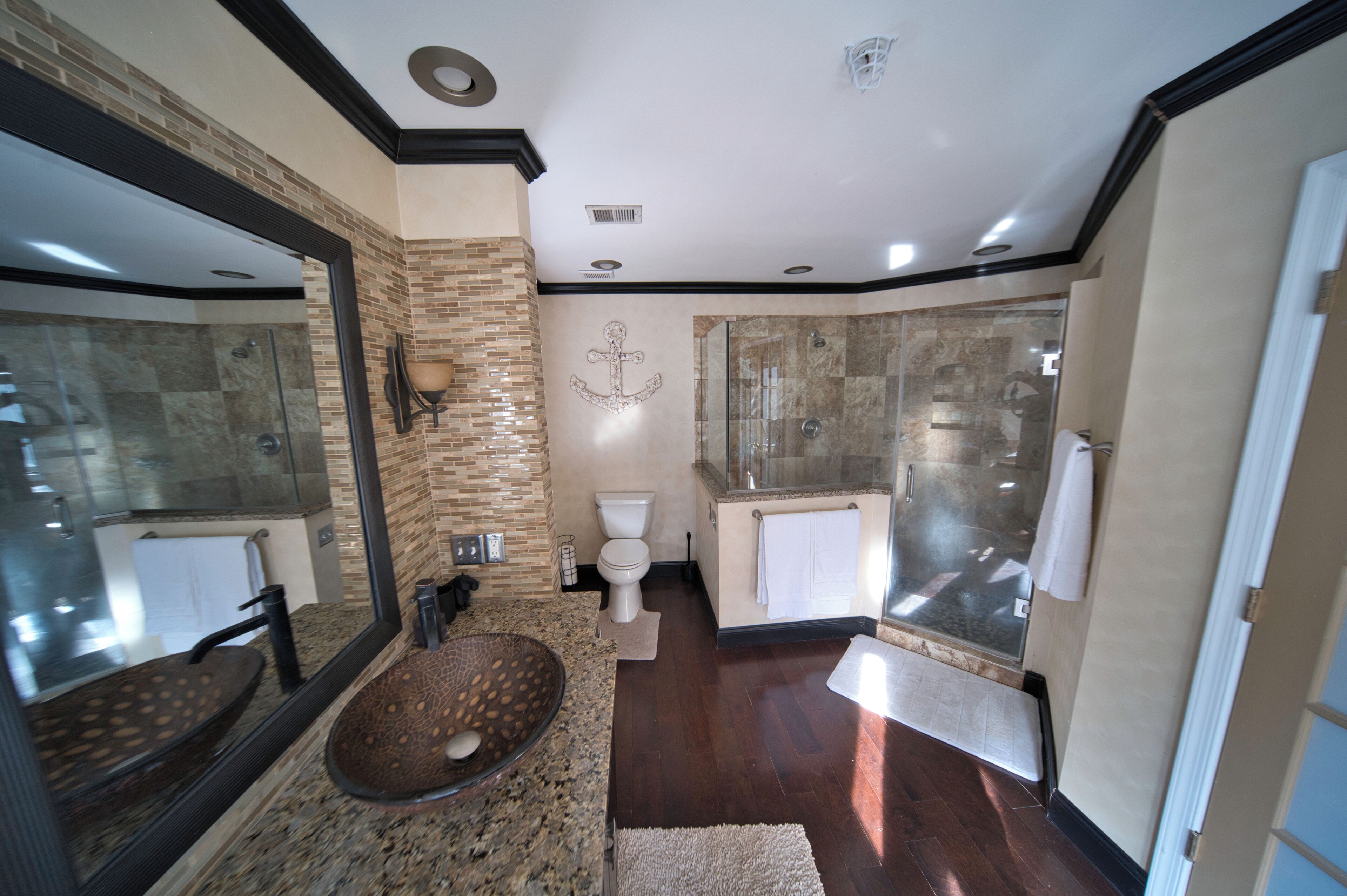 Shower, jetted tub, hair dryer, towels