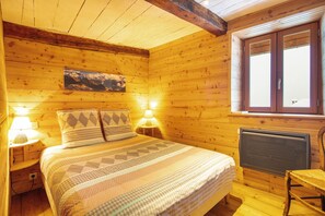 熨斗/熨衫板、Wi-Fi、床單