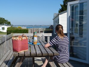 Outdoor dining - Cap - Confort 3 TV – 8p (4) (Plouézec)